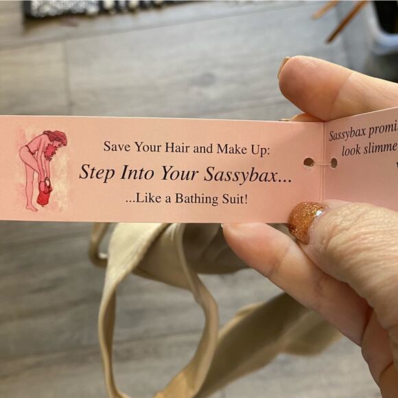 Sassybax Underwire Torso Trim Shapewear M NWT - Picture 6 of 8